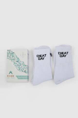 CHEAT DAY WHITE CREW SOCKS